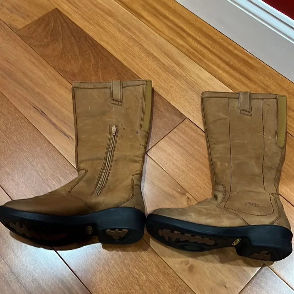 Keen Womens Tyretread Tall Riding Boots Snow Leather Waterproof Tan Size 6.5‎